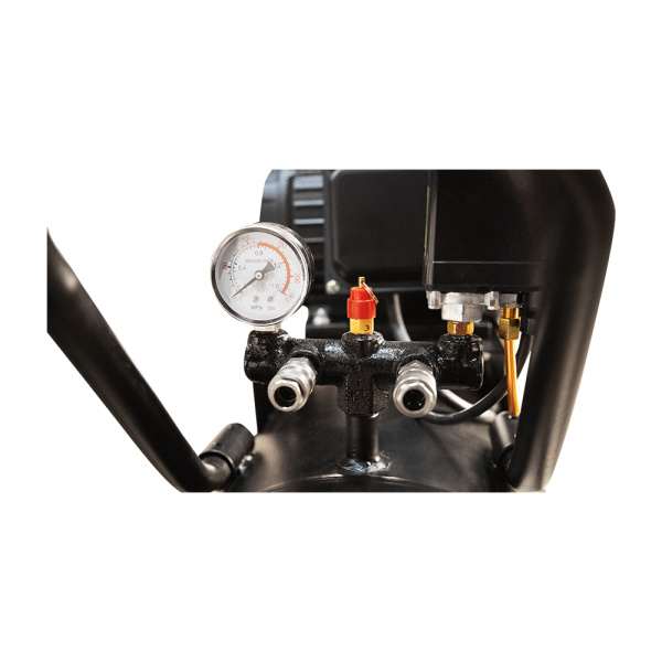 Масляный ременной компрессор AEROMAX 700/150 (пр-во FoxWeld/КНР)